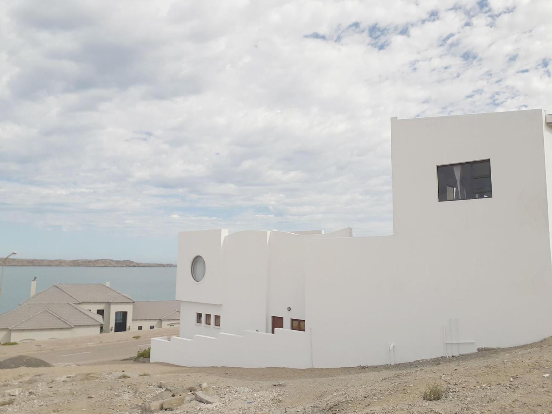 Shark Island Guesthouse Lüderitz Dış mekan fotoğraf